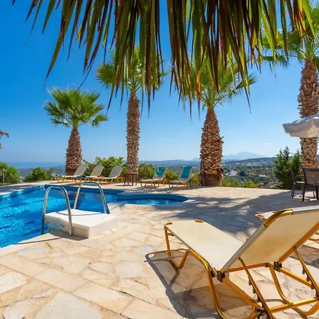Astro Villa Agia Triada